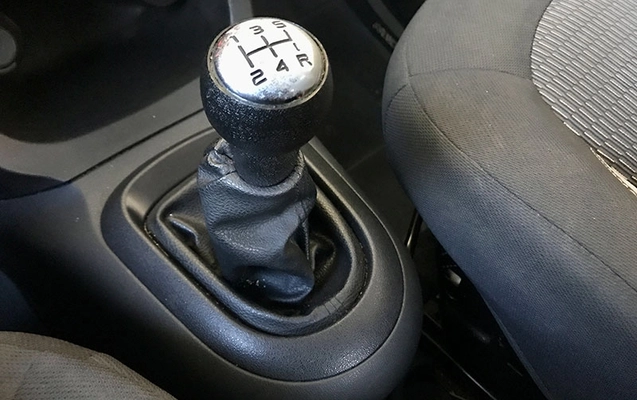 imagem-https://www.socarrao.com.br/sc-vehicle-images-prod/3917137/1789673679214-LG5nBeoxnbpq0Axkuq5BWGu6Sj8Da4O6.jpg