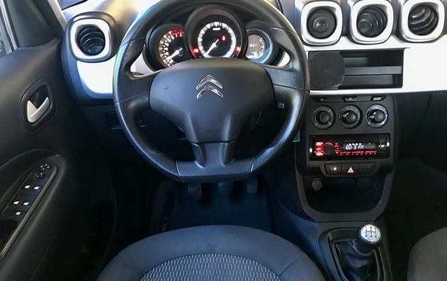 imagem-https://www.socarrao.com.br/sc-vehicle-images-prod/3917137/1789673679217-6mMtoLsFBLC0gdbczljt7HUCJw04ZGyt.jpg