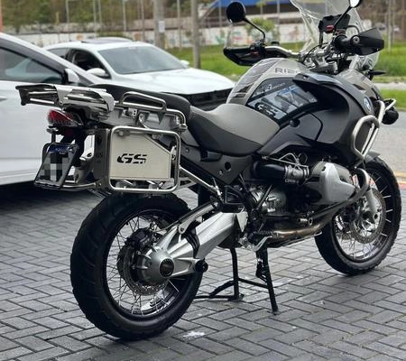 imagem-https://www.socarrao.com.br/sc-vehicle-images-prod/3917146/1789673270804-8487653_3_B_bfaba622c1.jpeg