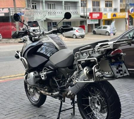 imagem-https://www.socarrao.com.br/sc-vehicle-images-prod/3917146/1789673270806-8487653_4_B_3ade5dc60d.jpeg