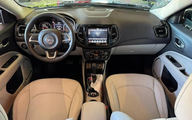 imagem-https://www.socarrao.com.br/sc-vehicle-images-prod/3917181/1789673297695-8142510_12_B_af665ab332.jpeg