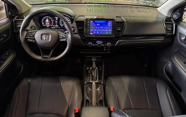 imagem-https://www.socarrao.com.br/sc-vehicle-images-prod/3917226/1789673329109-8251611_14_B_fba6a53569.jpeg