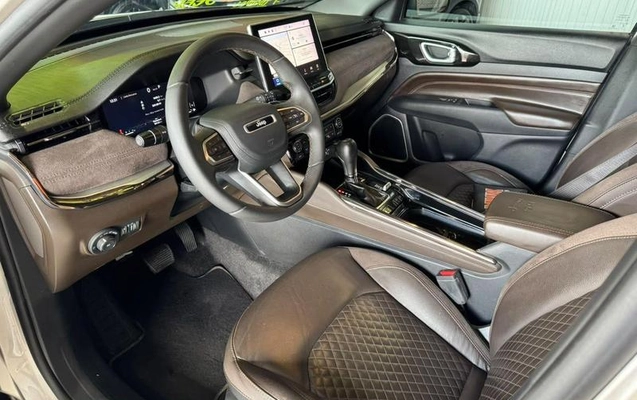 imagem-https://www.socarrao.com.br/sc-vehicle-images-prod/3917246/1789673340110-8339432_9_B_fa746f9ec8.jpeg