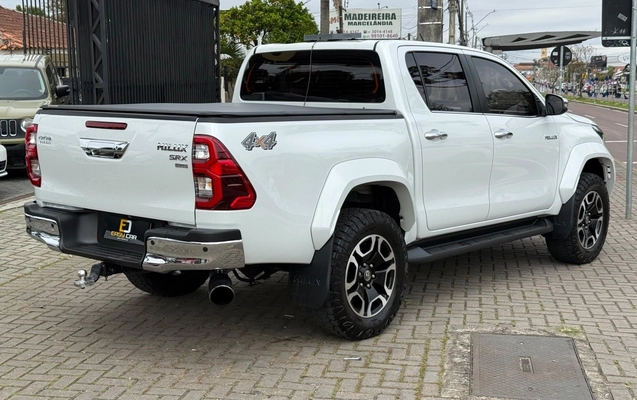 imagem-https://www.socarrao.com.br/sc-vehicle-images-prod/3917279/1789673436068-2_042857.jpg