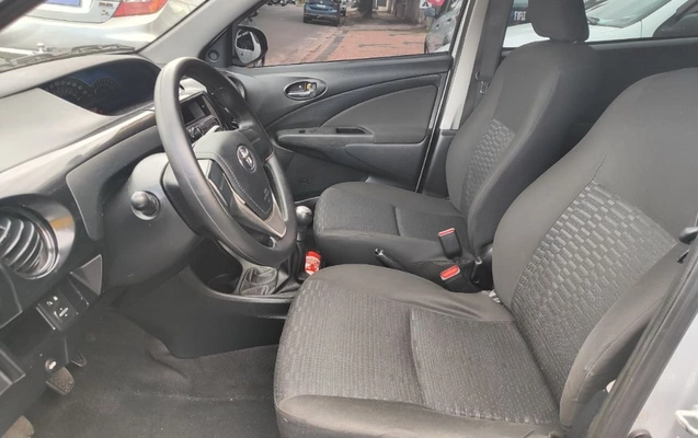 imagem-https://www.socarrao.com.br/sc-vehicle-images-prod/3917306/1789762194354-gb-db02c02.jpeg