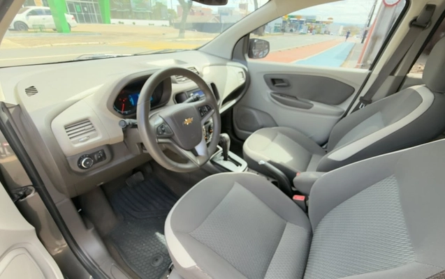 imagem-https://www.socarrao.com.br/sc-vehicle-images-prod/3917311/1789673584236-AsluCu9Qiv7Gg7M3V37jXnYzpF0Fh21p.jpg