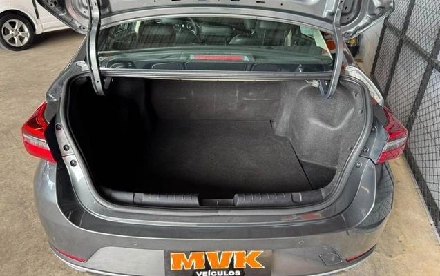 imagem-https://www.socarrao.com.br/sc-vehicle-images-prod/3917338/1789673660338-8223523_0_B_04d1f16301.jpeg