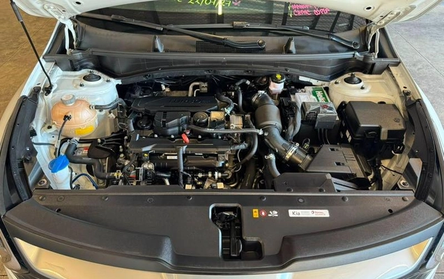 imagem-https://www.socarrao.com.br/sc-vehicle-images-prod/3917351/1789673670669-8176896_7_B_6eacc74474.jpeg