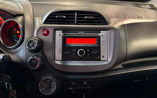 imagem-https://www.socarrao.com.br/sc-vehicle-images-prod/3917367/1789673681406-8290785_12_B_b458b437b0.jpeg