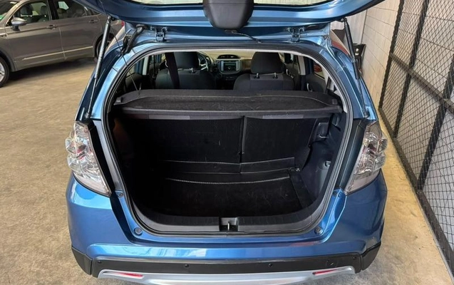 imagem-https://www.socarrao.com.br/sc-vehicle-images-prod/3917367/1789673681406-8290785_1_B_6cbcde671d.jpeg