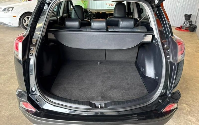 imagem-https://www.socarrao.com.br/sc-vehicle-images-prod/3917373/1789673684342-8312956_0_B_809f642f2c.jpeg