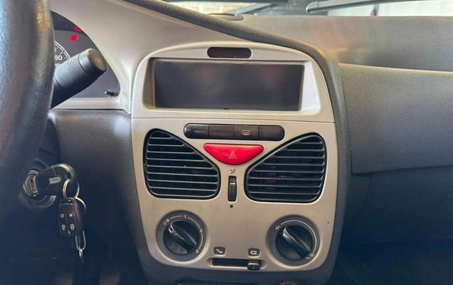 imagem-https://www.socarrao.com.br/sc-vehicle-images-prod/3917377/1789673687262-7959231_10_B_5fc4145973.jpeg