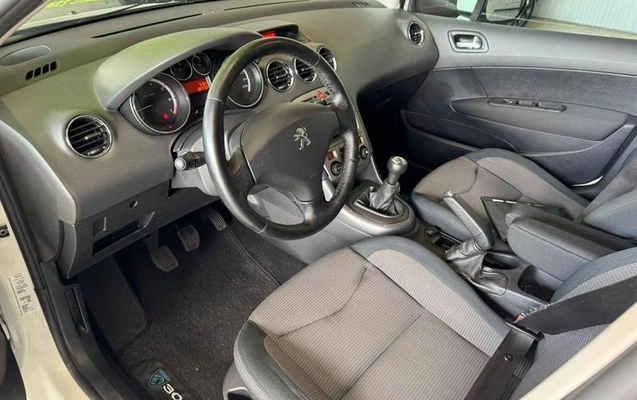 imagem-https://www.socarrao.com.br/sc-vehicle-images-prod/3917415/1789673715217-8384560_5_B_f51a013643.jpeg