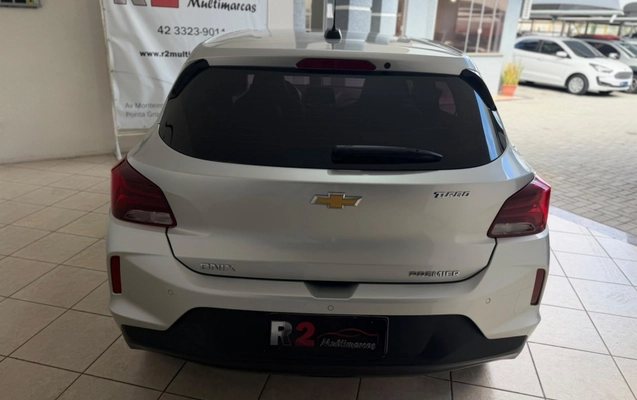 imagem-https://www.socarrao.com.br/sc-vehicle-images-prod/3917447/1789673844350-fUMRRAaj5gsXwfz3vJp95p9e264rSMuB.jpg