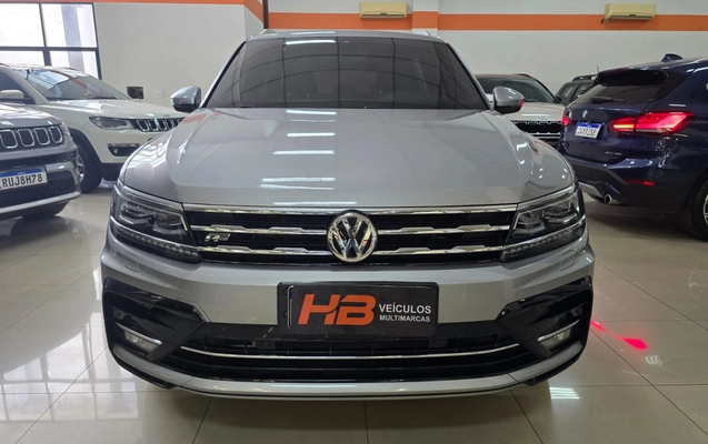 imagem-https://www.socarrao.com.br/sc-vehicle-images-prod/3917463/1789673907887-iz7LjA4zpSuUrTZvAo1Zaa9hGHn775vp.jpg