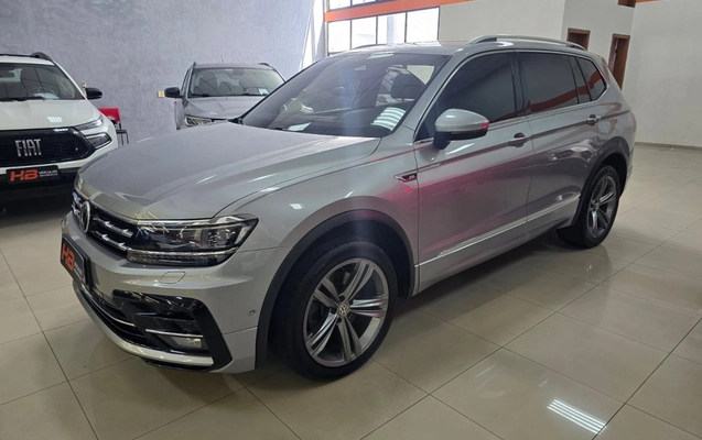 imagem-https://www.socarrao.com.br/sc-vehicle-images-prod/3917463/1789673907889-MaRbIxhT8EXO846UozvtUFX37MnuRl4k.jpg