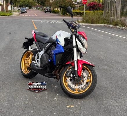 imagem-https://www.socarrao.com.br/sc-vehicle-images-prod/3917517/1789674148813-8472515_0_B_5515d29ab7.jpeg