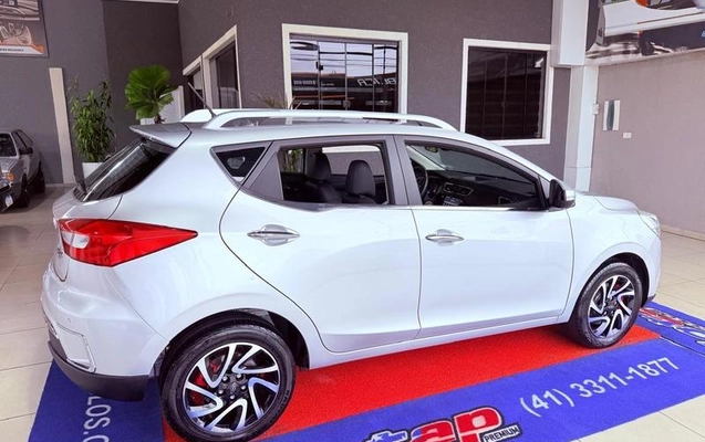 imagem-https://www.socarrao.com.br/sc-vehicle-images-prod/3917583/1790782697437-8487819_7_B_18d1a198f0.jpeg