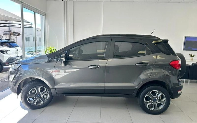 imagem-https://www.socarrao.com.br/sc-vehicle-images-prod/3917591/1789674333891-8487838_2_B_c703bc2e75.jpeg