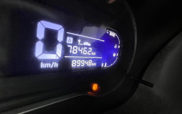 imagem-https://www.socarrao.com.br/sc-vehicle-images-prod/3917593/1789675180129-8486381_13_B_8a2a58fa33.jpeg