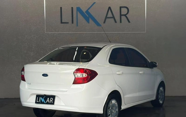 imagem-https://www.socarrao.com.br/sc-vehicle-images-prod/3917633/1789674417055-8380521_14_B_7fe4193ea4.jpeg
