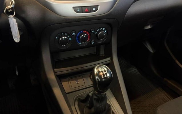 imagem-https://www.socarrao.com.br/sc-vehicle-images-prod/3917633/1789674417064-8380521_11_B_b520c35588.jpeg
