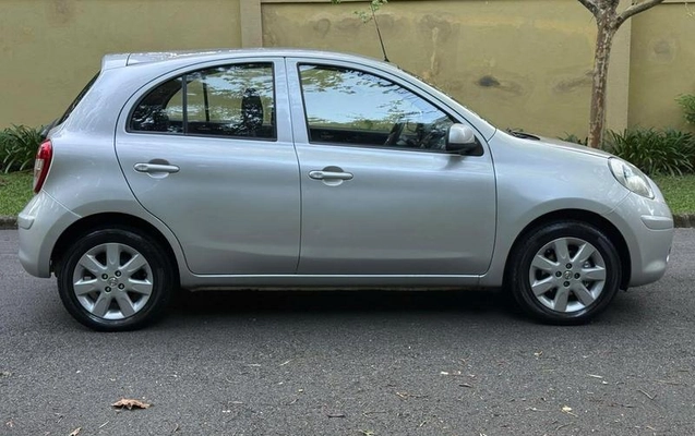 imagem-https://www.socarrao.com.br/sc-vehicle-images-prod/3917751/1789674709949-8452710_3_B_00733c3dad.jpeg