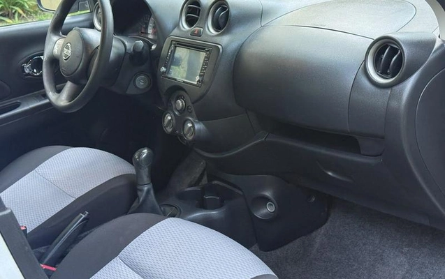 imagem-https://www.socarrao.com.br/sc-vehicle-images-prod/3917751/1789674709963-8452710_15_B_6a5fad93fe.jpeg