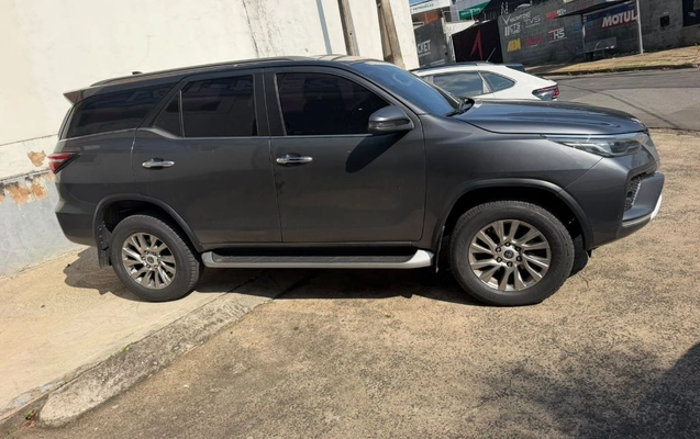 imagem-https://www.socarrao.com.br/sc-vehicle-images-prod/3917757/1789674733292-gb-b88bec9.jpeg