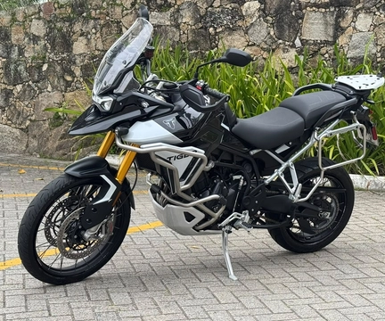 TRIUMPH TIGER 900 RALLY PRO 2024 Preto — foto 1 de 3