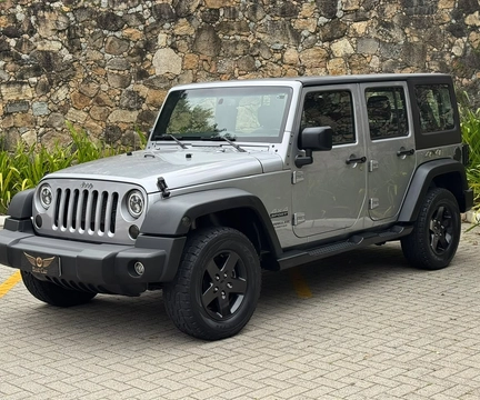 Jeep Wrangler 2015 Prata — foto 1 de 3