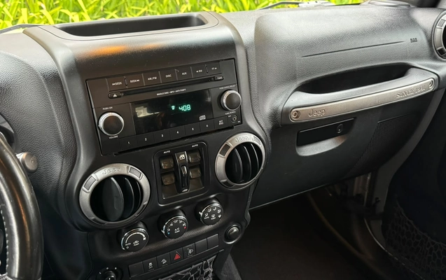 imagem-https://www.socarrao.com.br/sc-vehicle-images-prod/3917890/1789674969085-003_e5e9c88c63cb7660cffc205f82b3f678.jpeg