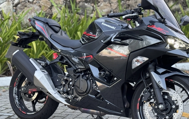 imagem-https://www.socarrao.com.br/sc-vehicle-images-prod/3917990/1789675155882-003_2e54cdaf8643b463bf0e16c791b89a2a.jpeg