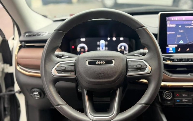 imagem-https://www.socarrao.com.br/sc-vehicle-images-prod/3917992/1789675158904-8487590_10_B_47aa77d17d.jpeg
