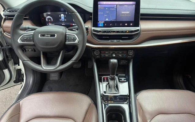 imagem-https://www.socarrao.com.br/sc-vehicle-images-prod/3917992/1789675158909-8487590_13_B_15bca643a1.jpeg