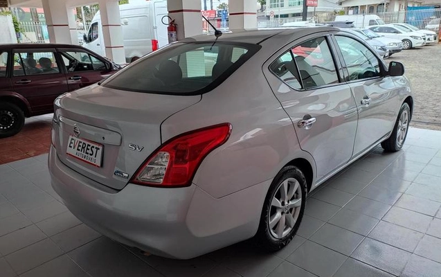 imagem-https://www.socarrao.com.br/sc-vehicle-images-prod/3918033/1789676077800-8450047_0_B_1e61a56476.jpeg