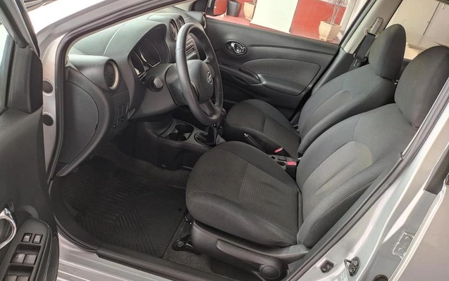 imagem-https://www.socarrao.com.br/sc-vehicle-images-prod/3918033/1789676077807-8450047_9_B_1f34deac20.jpeg