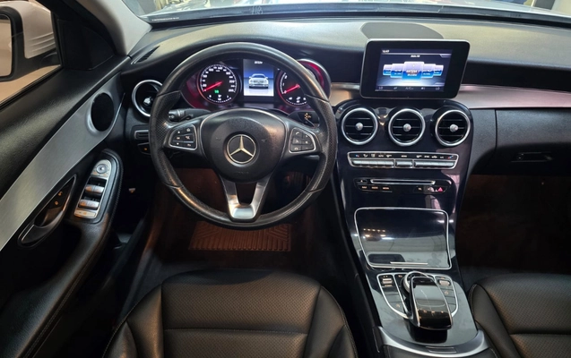 imagem-https://www.socarrao.com.br/sc-vehicle-images-prod/3918038/1789675282807-Y22VbM2oGjkNk0P00z06iIhOgexU3tRI.jpg
