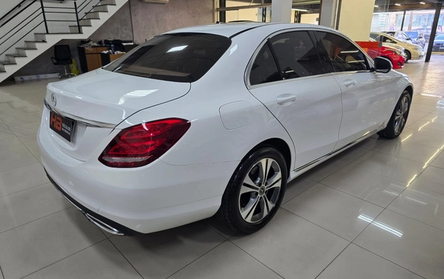 imagem-https://www.socarrao.com.br/sc-vehicle-images-prod/3918038/1789675282808-JfreHpo14CDKGDsWj3wI2PPOZs8dpKrE.jpg