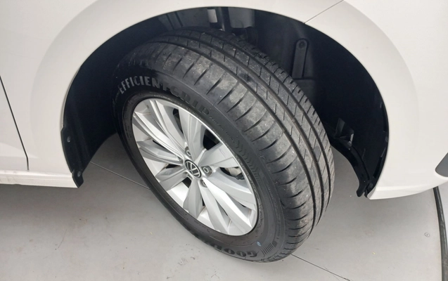 imagem-https://www.socarrao.com.br/sc-vehicle-images-prod/3918118/1789675391547-2_121318.jpg