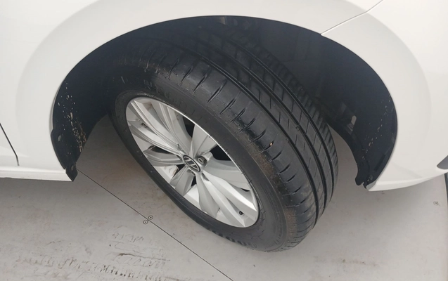 imagem-https://www.socarrao.com.br/sc-vehicle-images-prod/3918224/1789675527084-2_060513.jpg