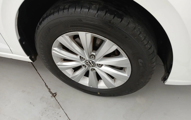 imagem-https://www.socarrao.com.br/sc-vehicle-images-prod/3918236/1789675556932-1_061041.jpg