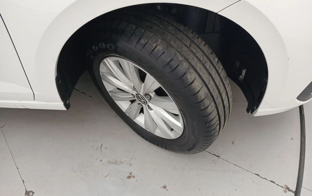 imagem-https://www.socarrao.com.br/sc-vehicle-images-prod/3918390/1789675827551-1_063613.jpg