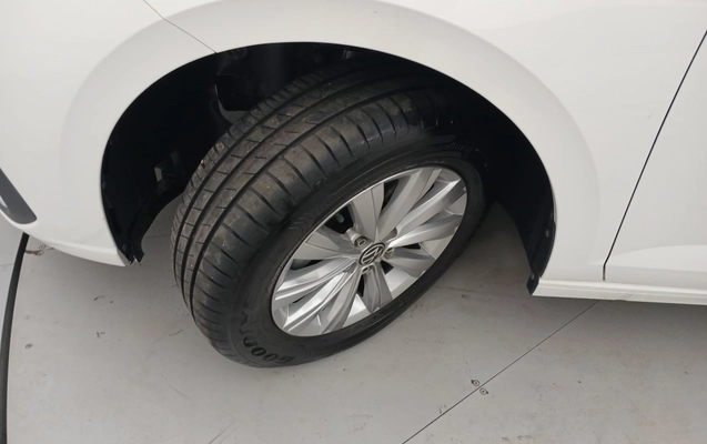 imagem-https://www.socarrao.com.br/sc-vehicle-images-prod/3918390/1789675827551-2_063611.jpg