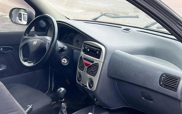 imagem-https://www.socarrao.com.br/sc-vehicle-images-prod/3918405/1789675894825-8487855_1_B_a0547fbcf6.jpeg