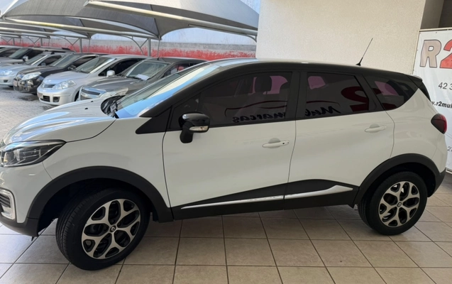 imagem-https://www.socarrao.com.br/sc-vehicle-images-prod/3918411/1789675961927-p9Js5j4M3vxyvRDxCPzgrRM0R8DSvzlW.jpg