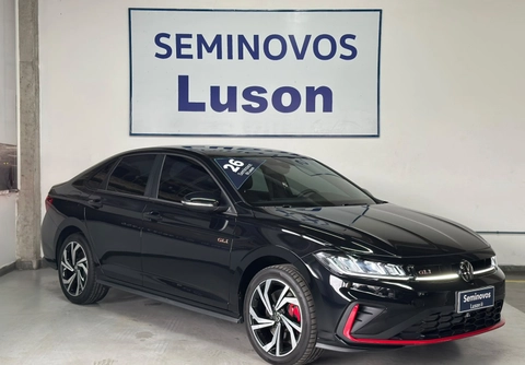 Volkswagen Jetta 2026 Preto — foto 1 de 3