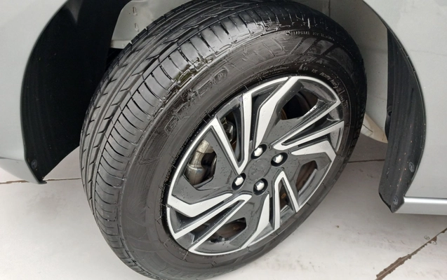 imagem-https://www.socarrao.com.br/sc-vehicle-images-prod/3918535/1789676207578-2_014342.jpg