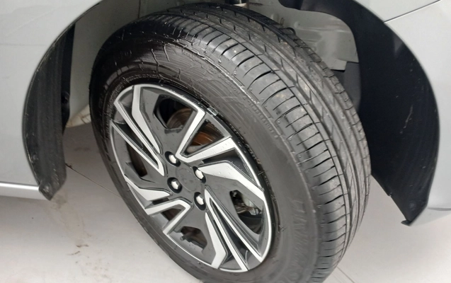 imagem-https://www.socarrao.com.br/sc-vehicle-images-prod/3918535/1789676207581-2_014343.jpg
