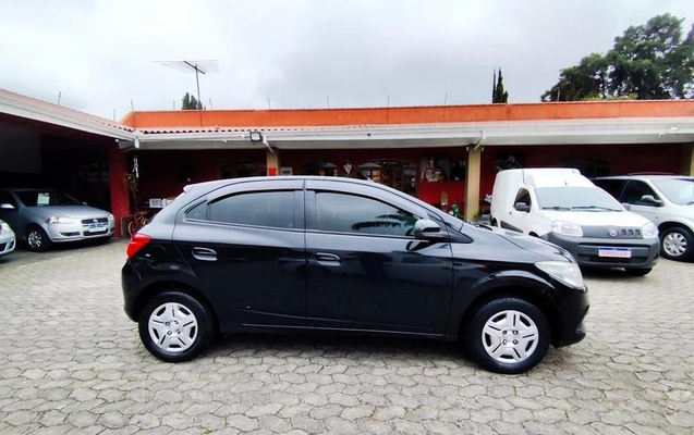 imagem-https://www.socarrao.com.br/sc-vehicle-images-prod/3918562/1789676279051-8487938_0_B_49498a3527.jpeg